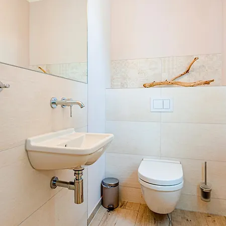 Kramerhof Ruegenblick Nr 33 度假居 *